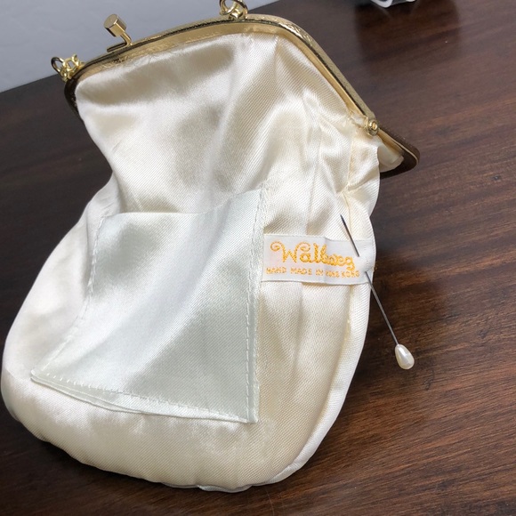 Walborg Satin Beaded Purse. - Picture 7 of 8